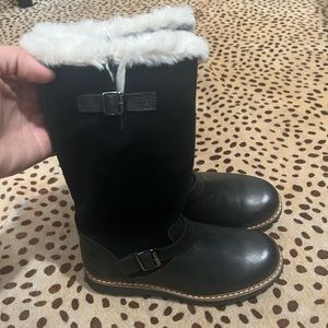 Brand NEW kids boots leather